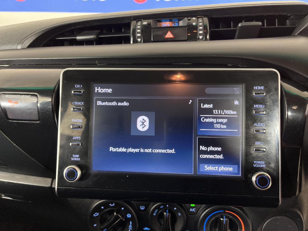 Photo '33' of Toyota Hilux Photo '33' of Toyota Hilux