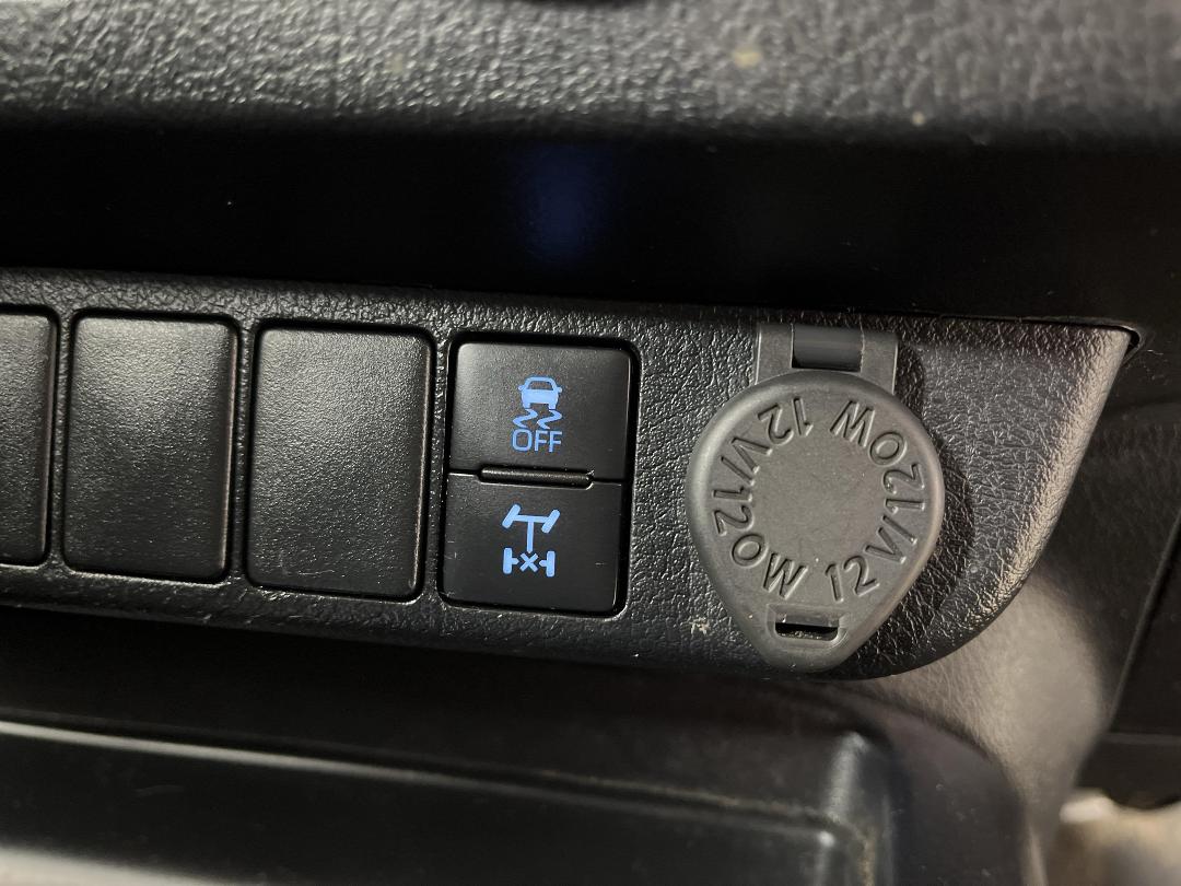 Photo '31' of Toyota Hilux Photo '31' of Toyota Hilux