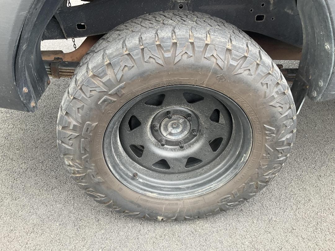 Photo '8' of Toyota Hilux SR TD DC Photo '8' of Toyota Hilux SR TD DC