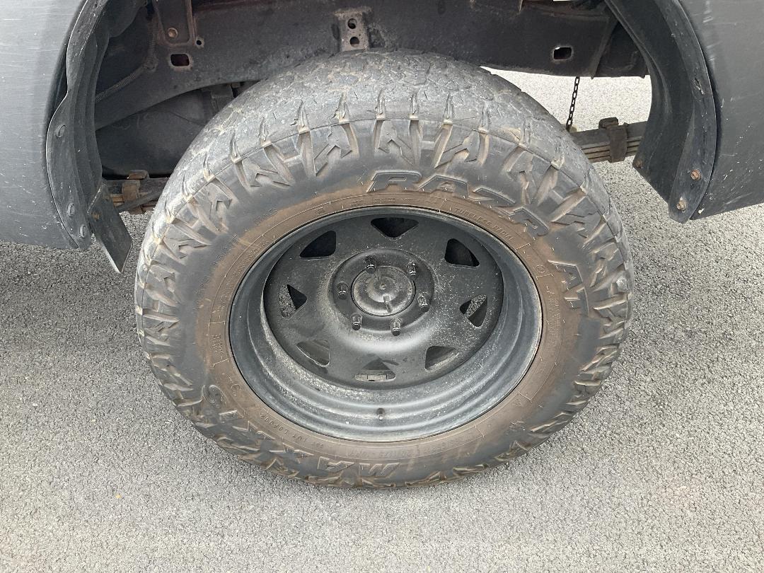 Photo '11' of Toyota Hilux SR TD DC Photo '11' of Toyota Hilux SR TD DC