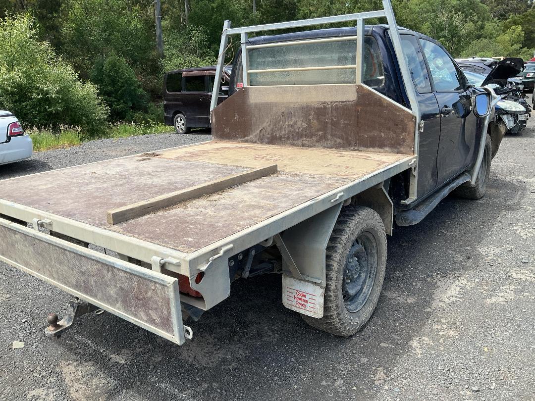 Photo '2' of Toyota Hilux SR TD EC/CC Photo '2' of Toyota Hilux SR TD EC/CC