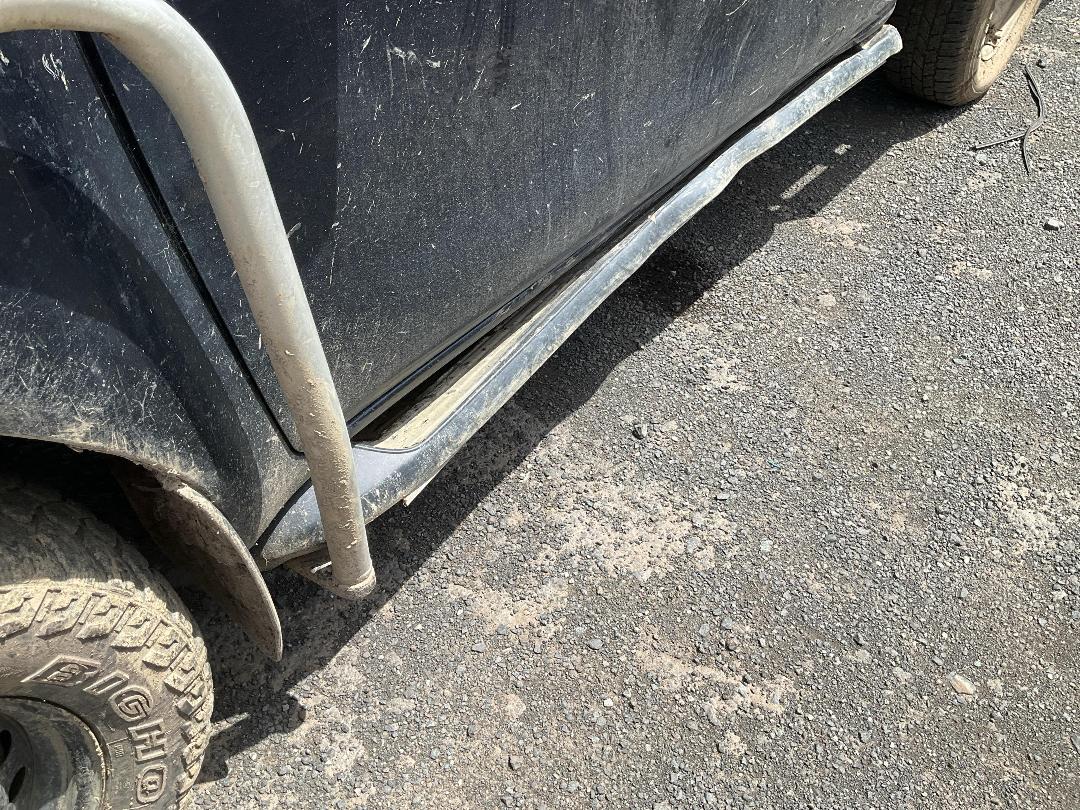 Photo '11' of Toyota Hilux SR TD EC/CC Photo '11' of Toyota Hilux SR TD EC/CC