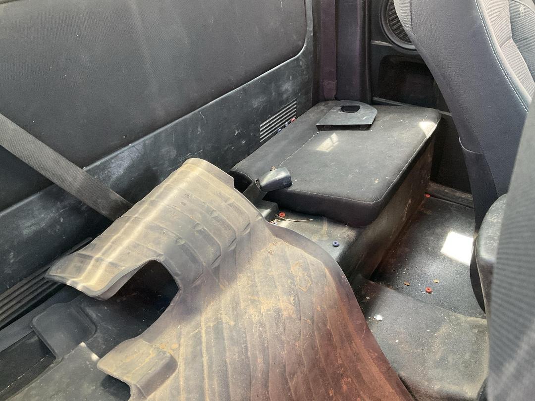 Photo '16' of Toyota Hilux SR TD EC/CC Photo '16' of Toyota Hilux SR TD EC/CC