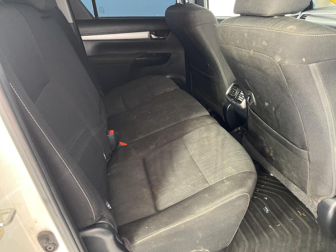 Photo '20' of Toyota Hilux