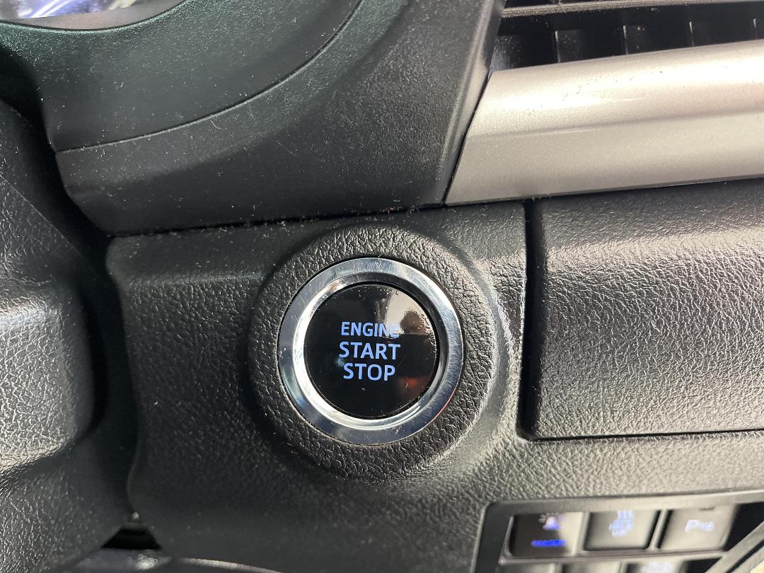 Photo '25' of Toyota Hilux