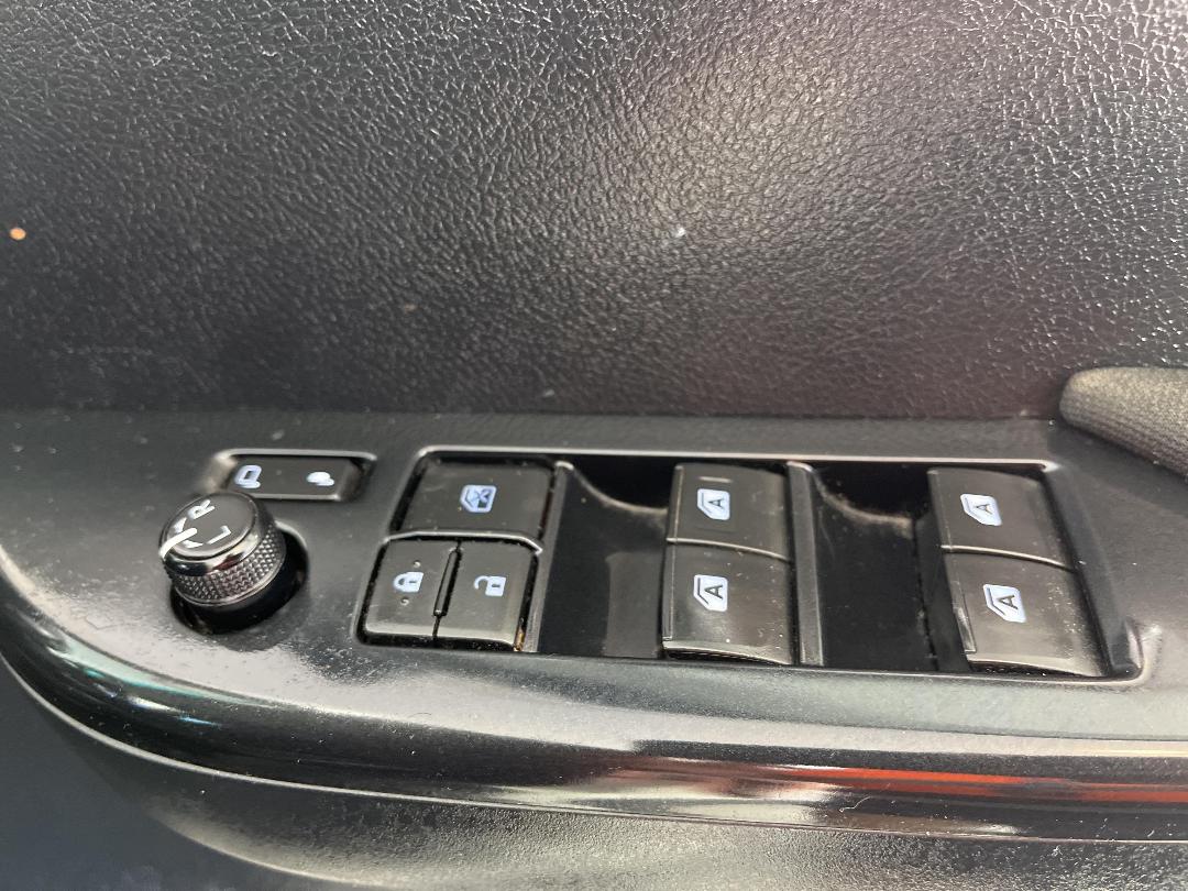 Photo '23' of Toyota Hilux