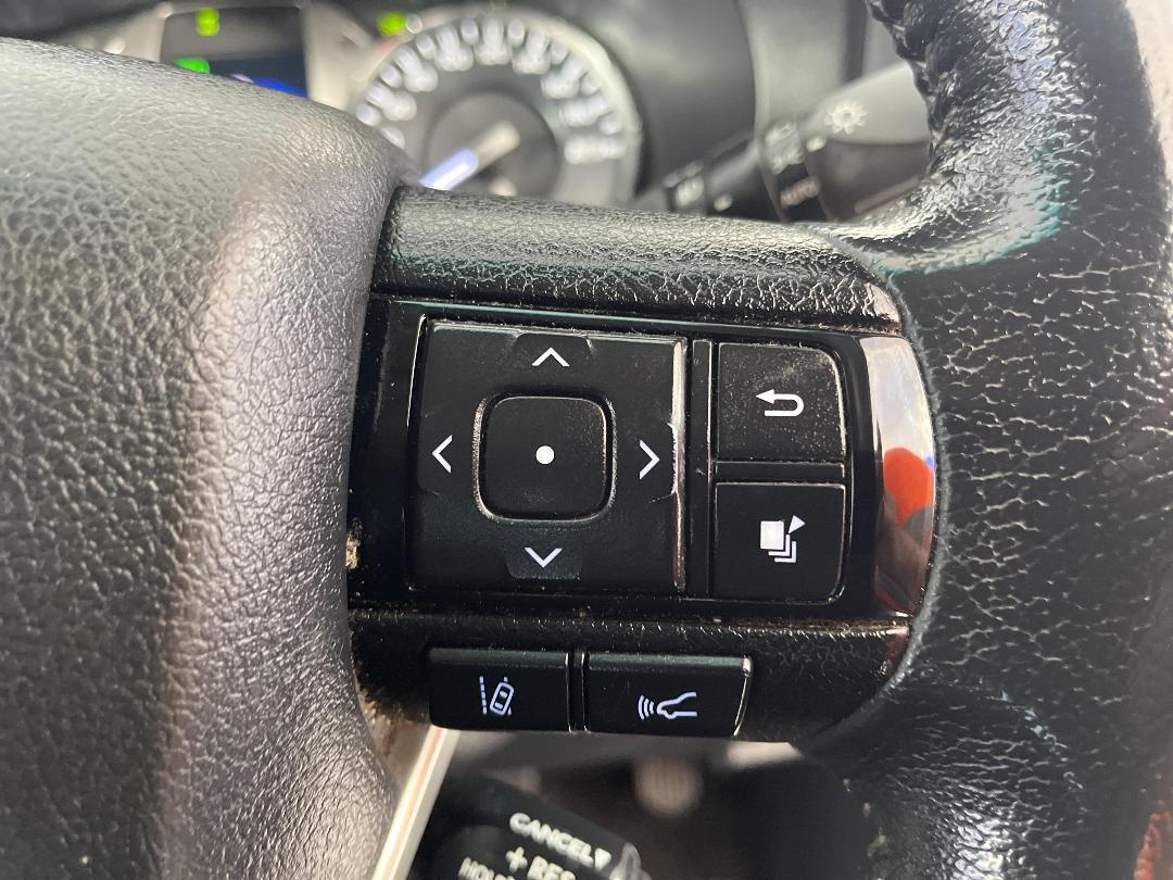 Photo '29' of Toyota Hilux