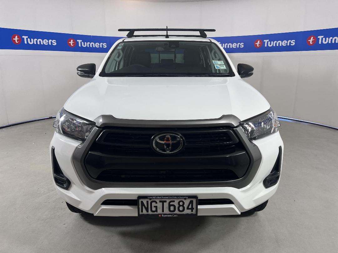 Photo '2' of Toyota Hilux