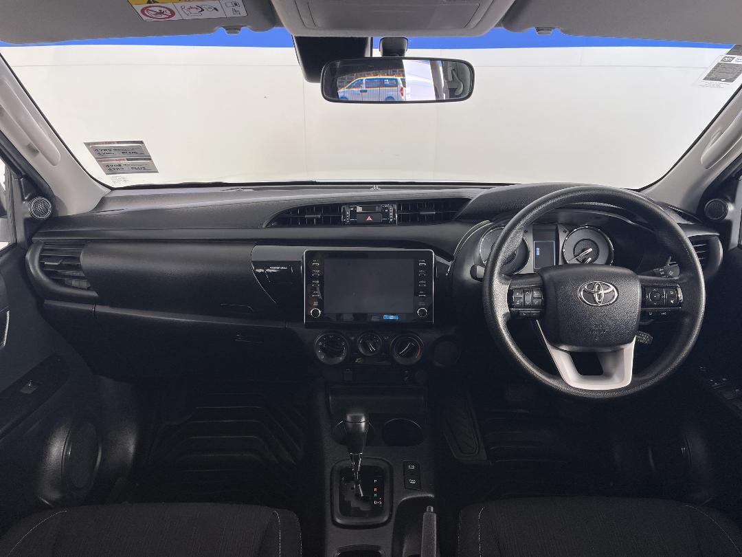 Photo '17' of Toyota Hilux