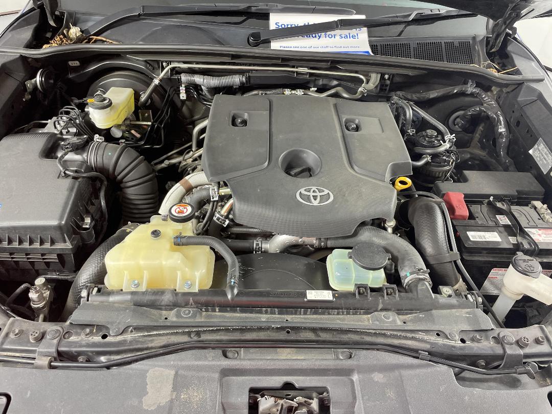 Photo '13' of Toyota Hilux