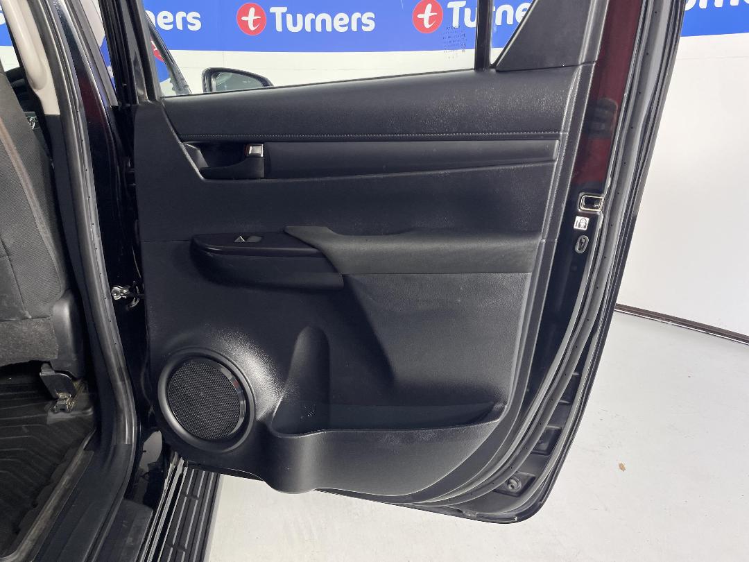 Photo '19' of Toyota Hilux