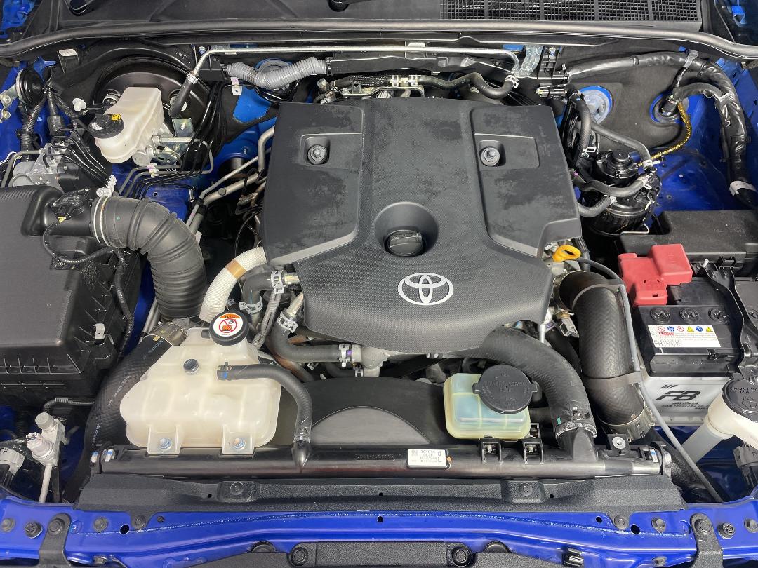 Photo '13' of Toyota Hilux