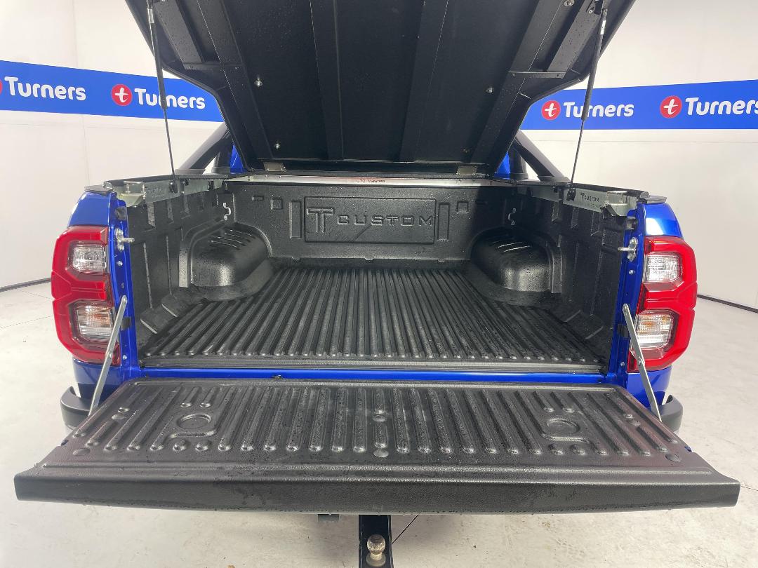 Photo '14' of Toyota Hilux