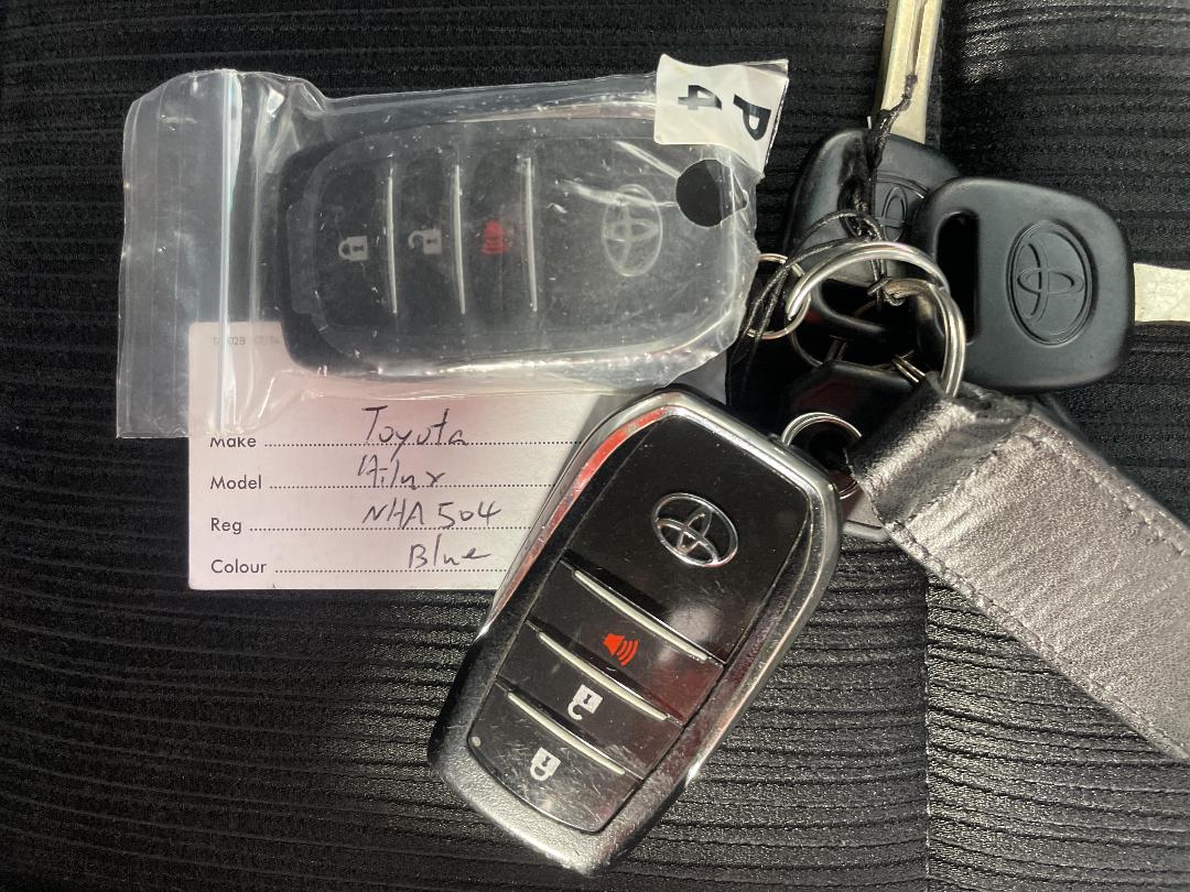 Photo '22' of Toyota Hilux