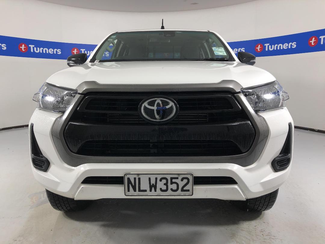 Photo '2' of Toyota Hilux