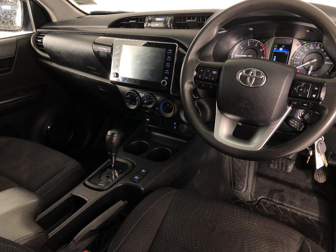 Photo '17' of Toyota Hilux