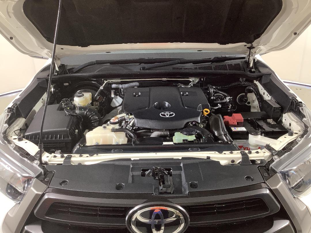 Photo '13' of Toyota Hilux