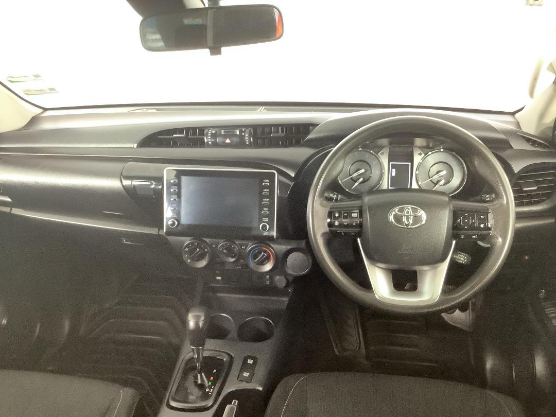 Photo '17' of Toyota Hilux