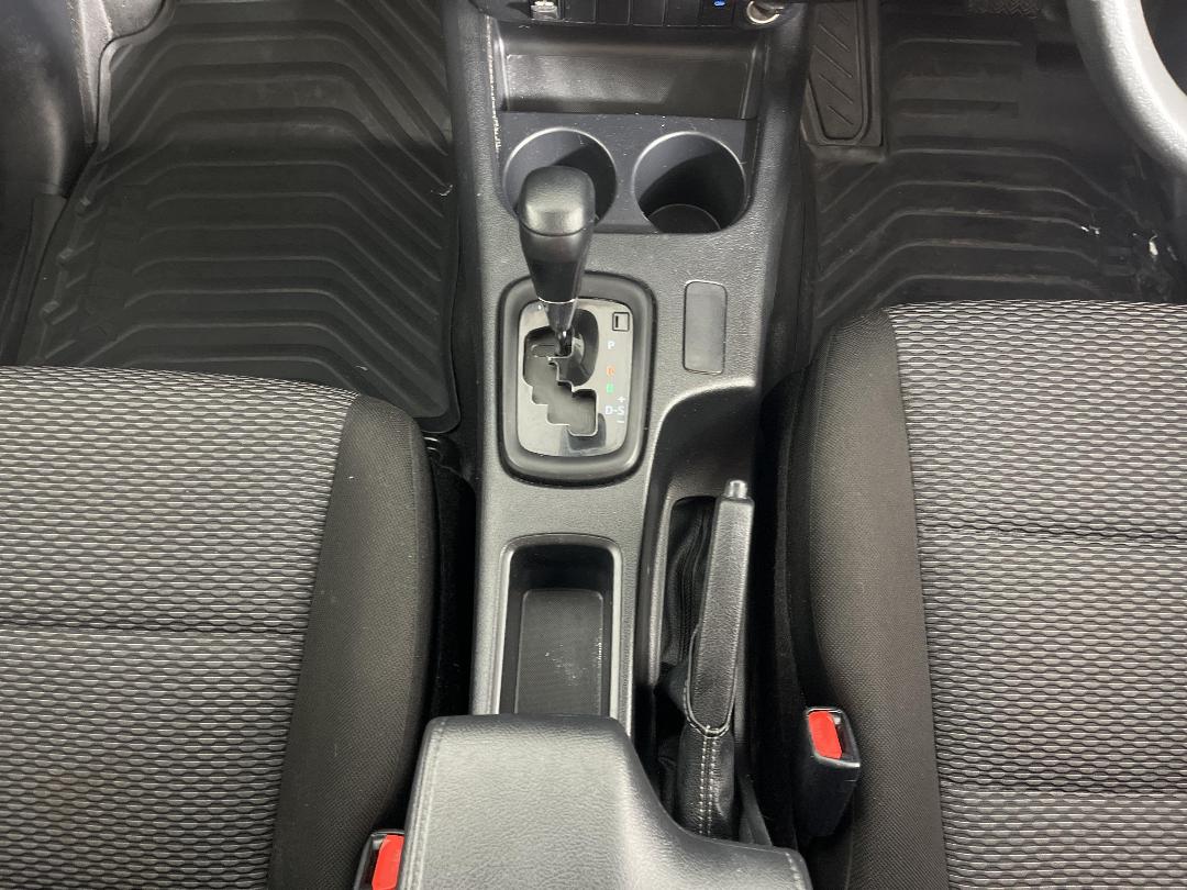 Photo '23' of Toyota Hilux