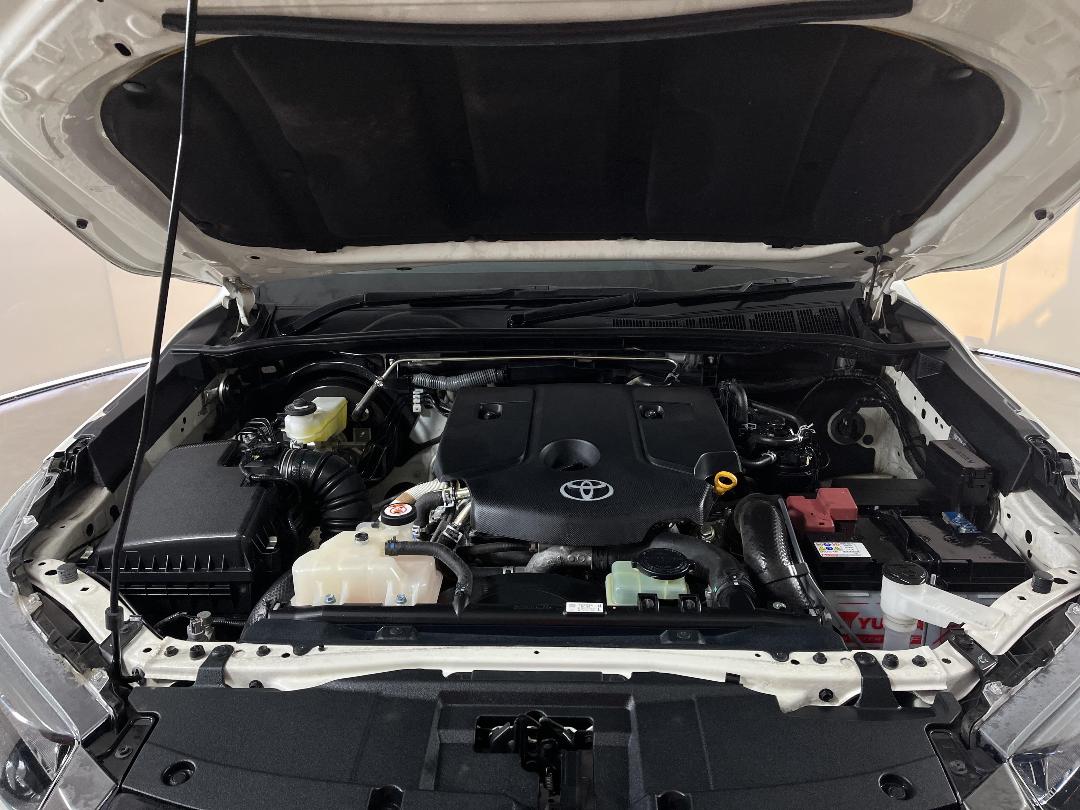 Photo '13' of Toyota Hilux