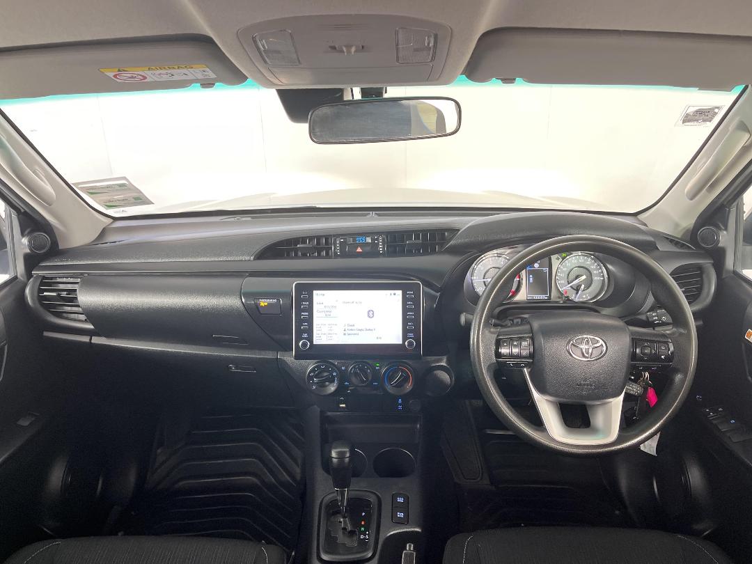 Photo '17' of Toyota Hilux