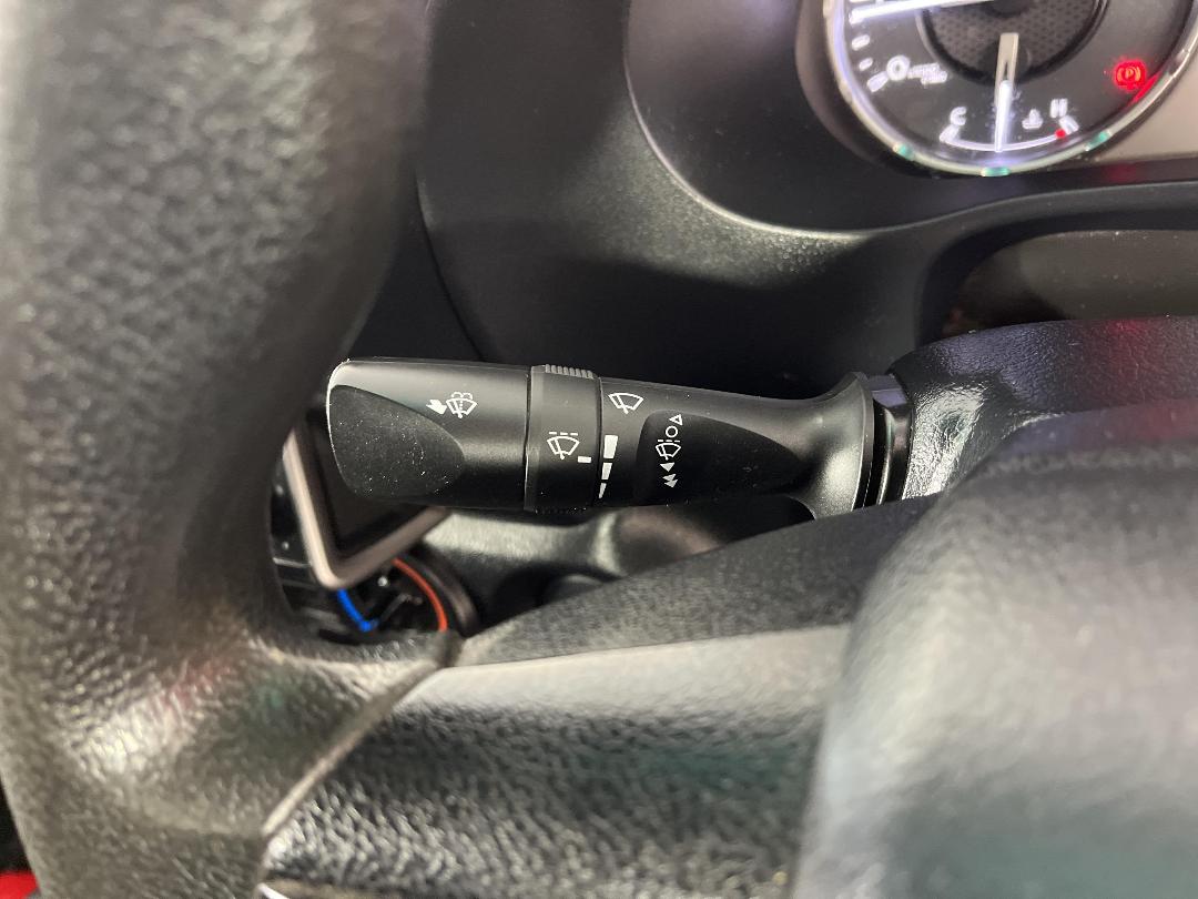 Photo '27' of Toyota Hilux