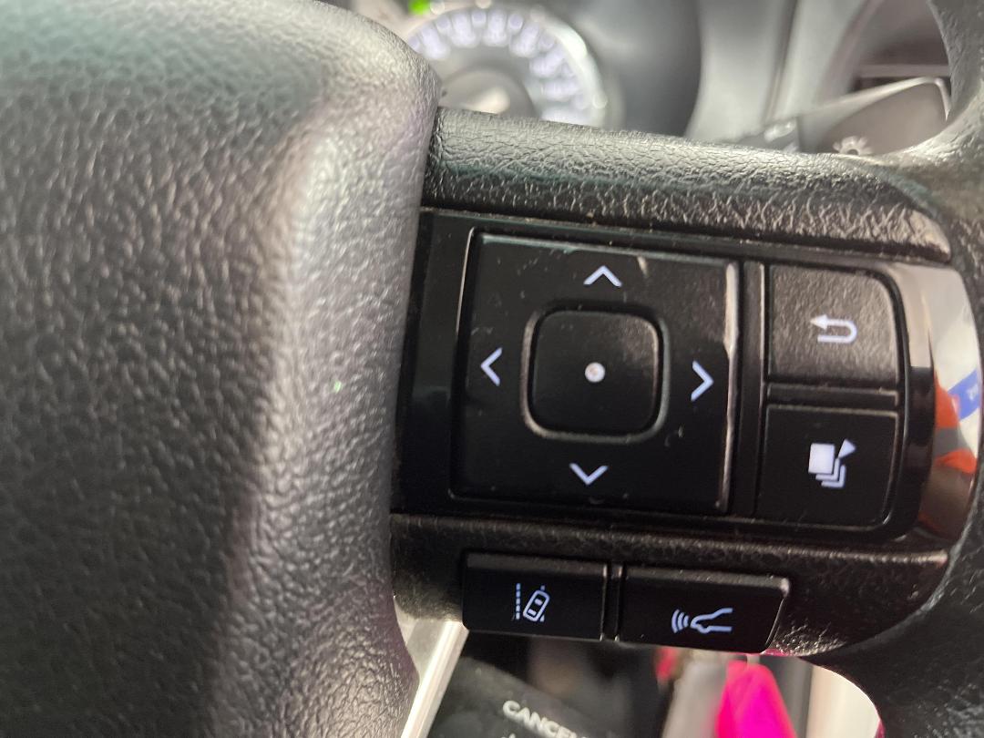 Photo '29' of Toyota Hilux