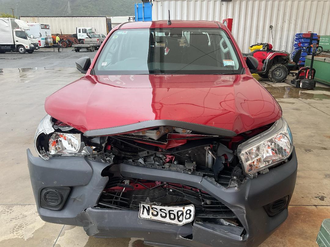 Photo '2' of Toyota Hilux WM DC