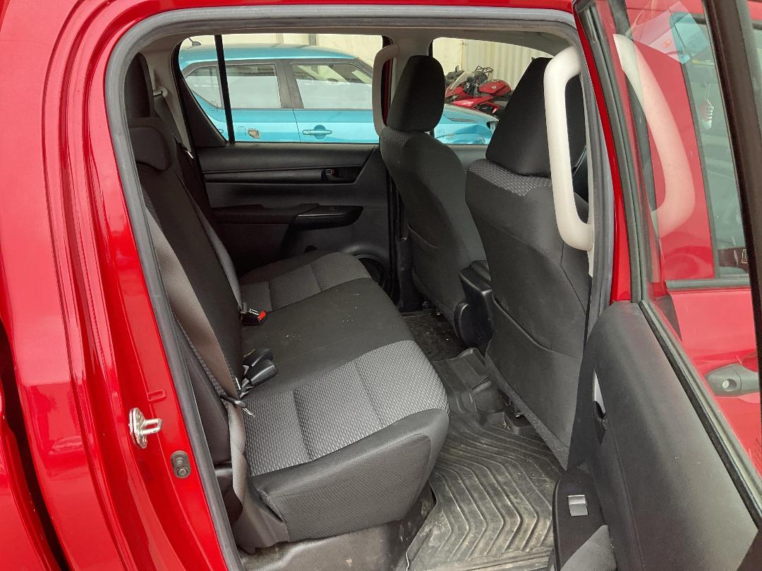 Photo '10' of Toyota Hilux WM DC