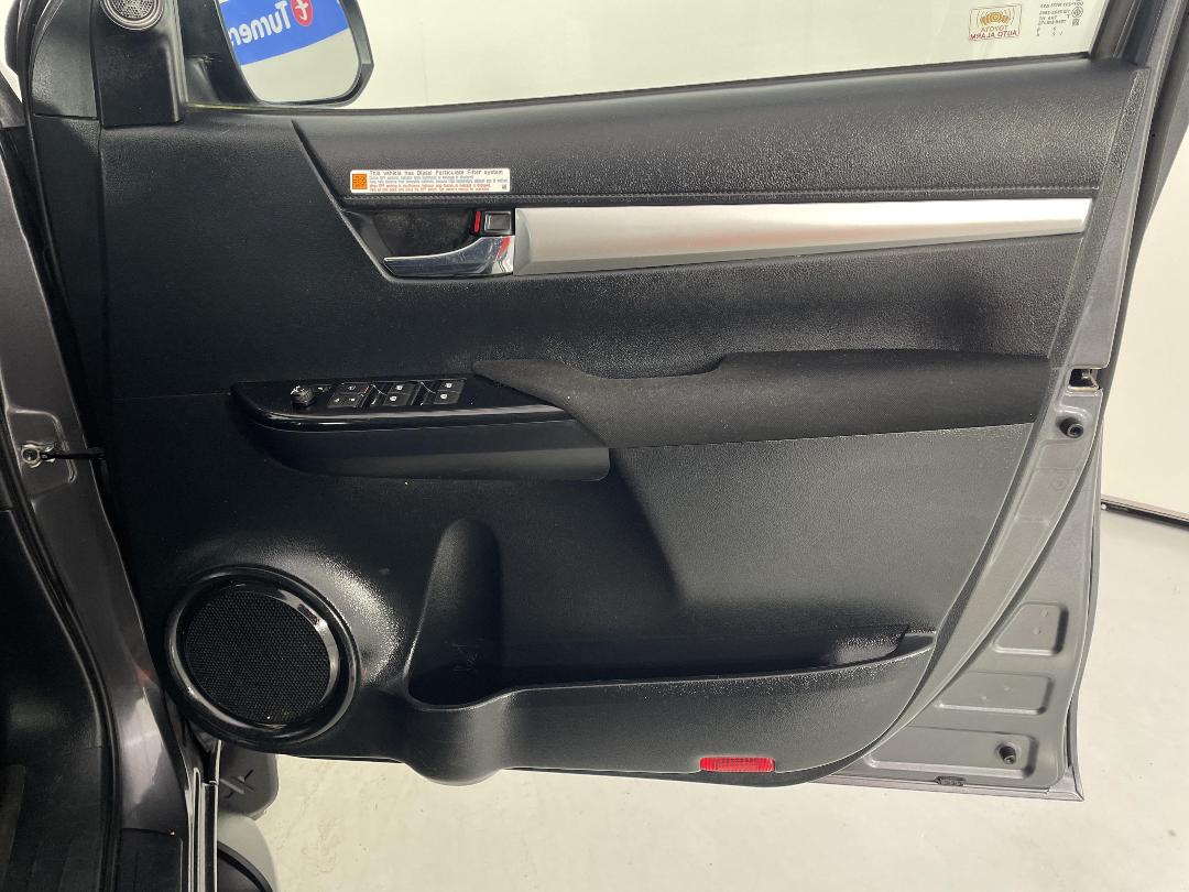 Photo '15' of Toyota Hilux Photo '15' of Toyota Hilux