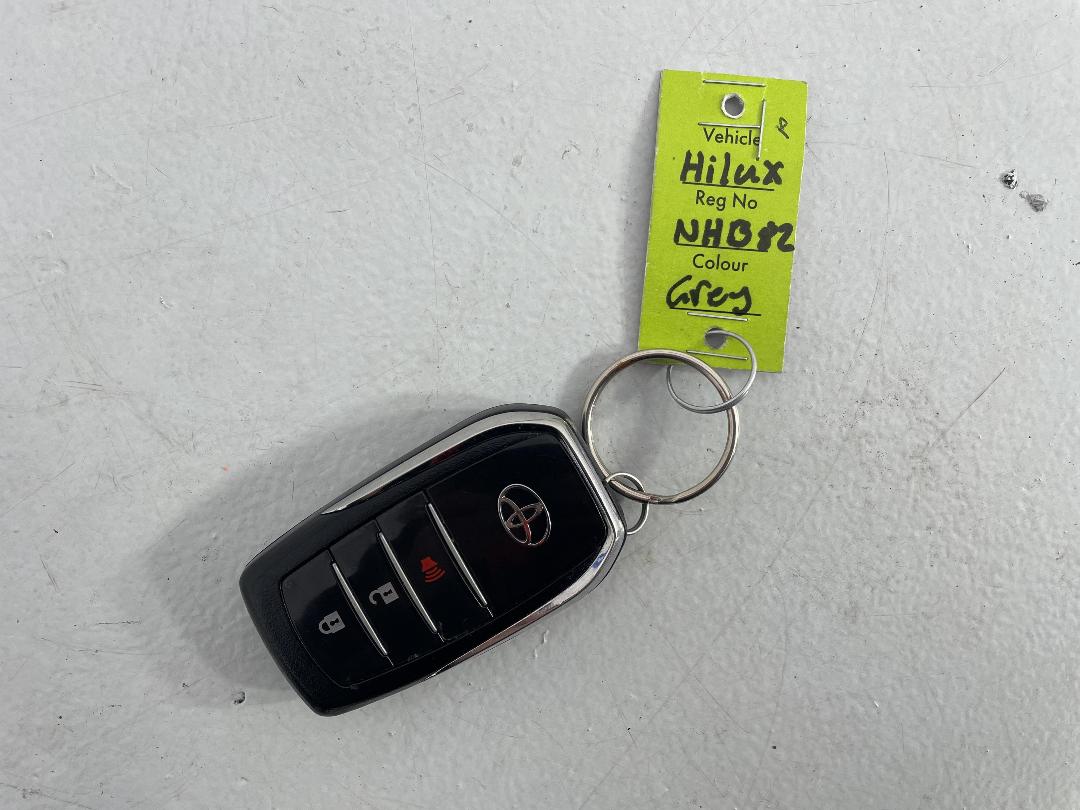 Photo '22' of Toyota Hilux Photo '22' of Toyota Hilux