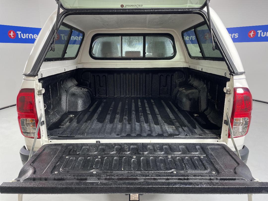 Photo '14' of Toyota Hilux