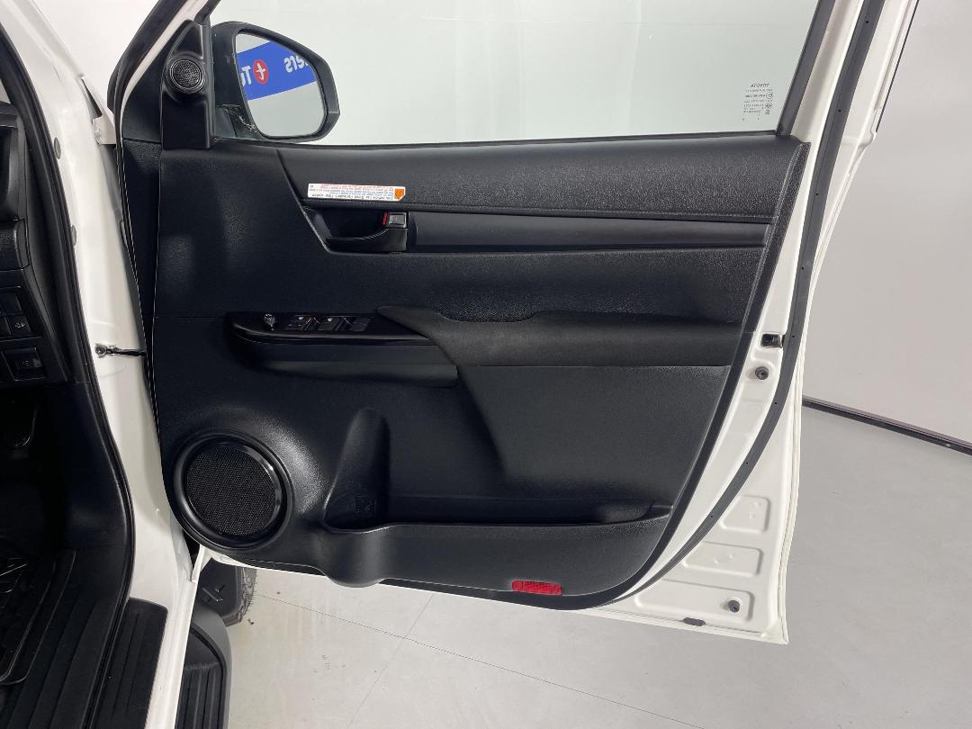 Photo '15' of Toyota Hilux