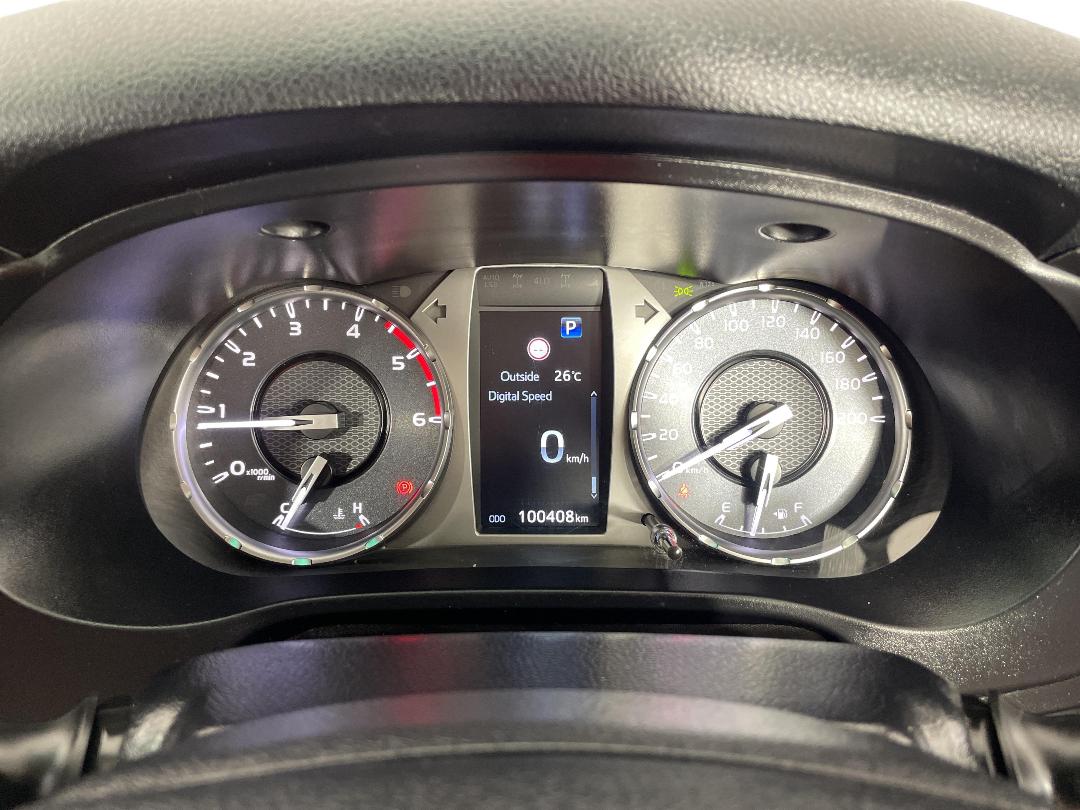 Photo '21' of Toyota Hilux