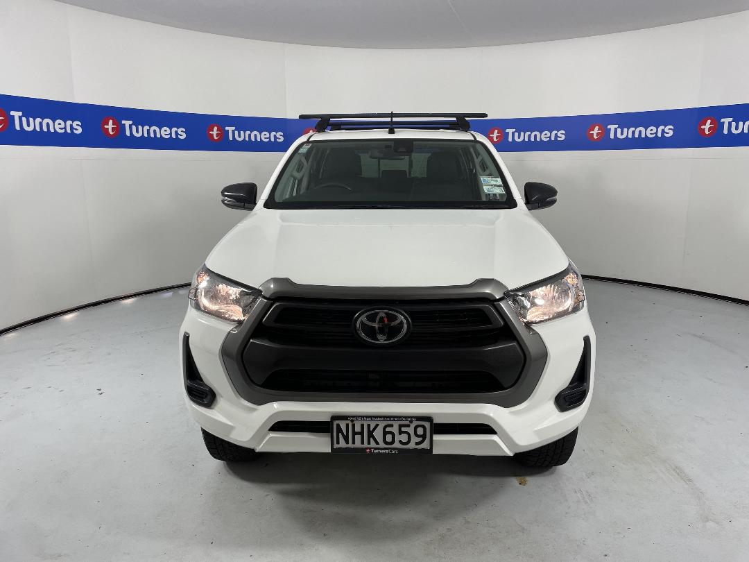 Photo '2' of Toyota Hilux Photo '2' of Toyota Hilux