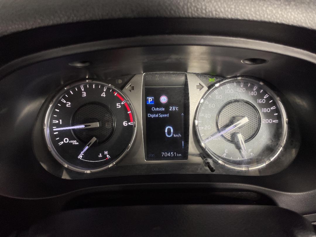 Photo '21' of Toyota Hilux Photo '21' of Toyota Hilux