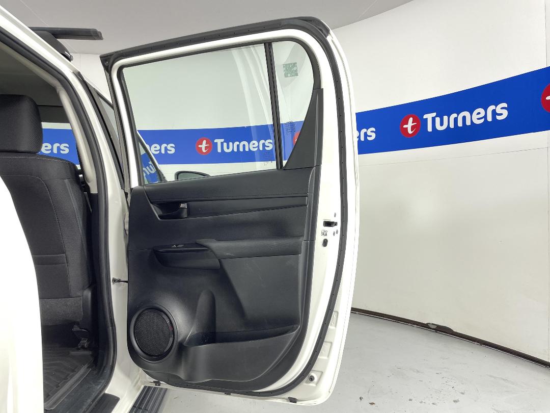 Photo '19' of Toyota Hilux Photo '19' of Toyota Hilux