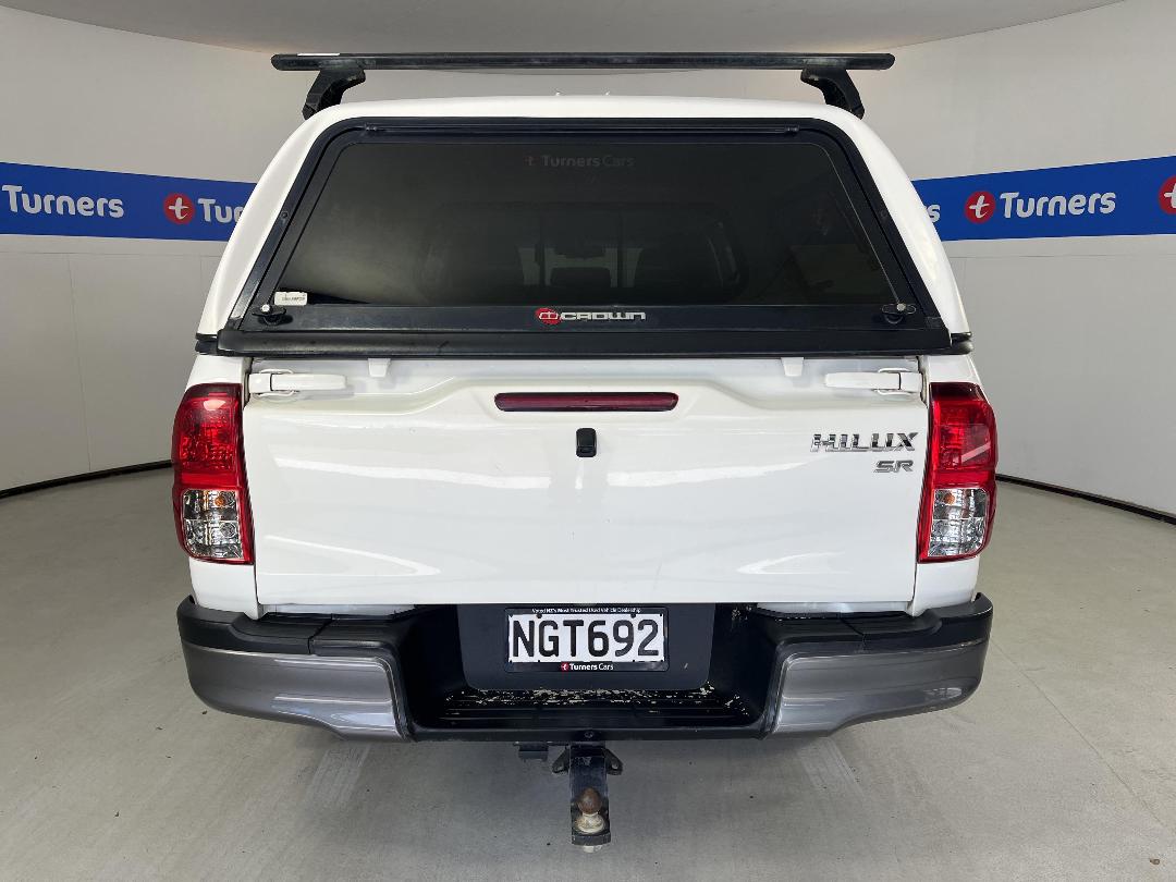 Photo '6' of Toyota Hilux