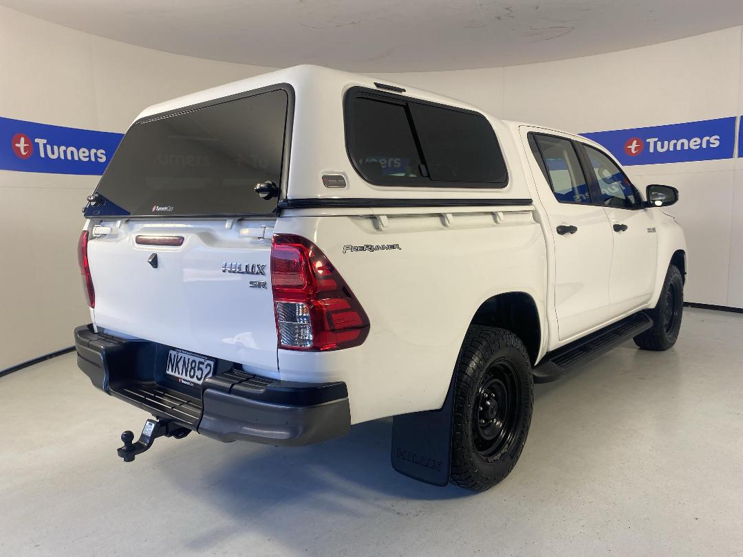 Photo '7' of Toyota Hilux