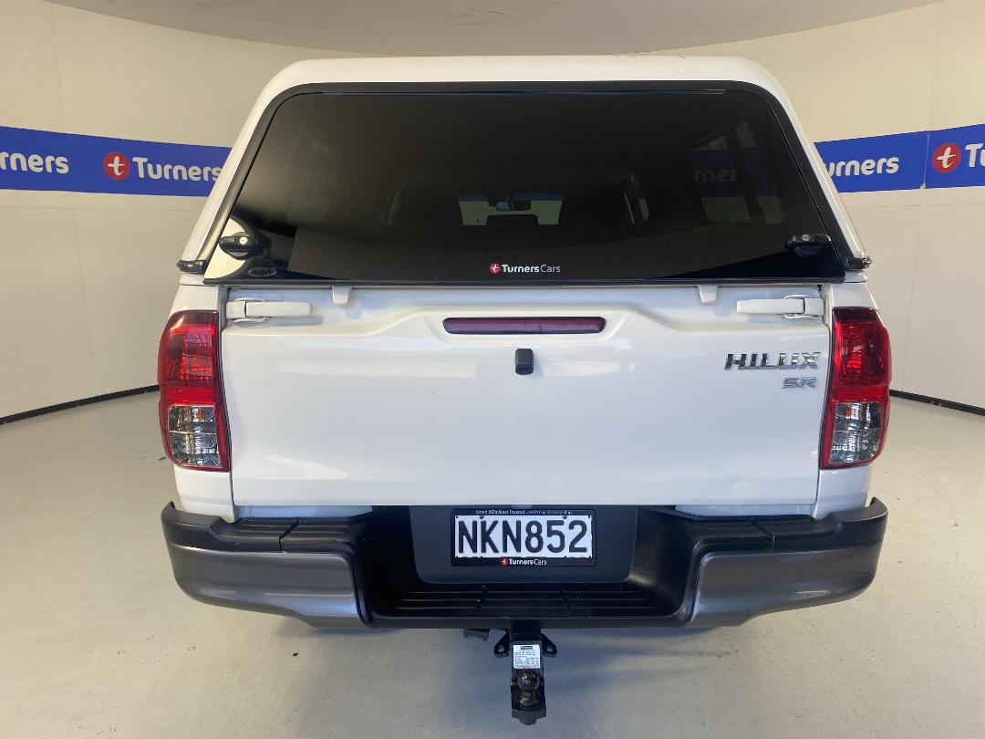 Photo '6' of Toyota Hilux