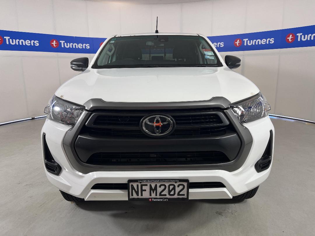 Photo '2' of Toyota Hilux