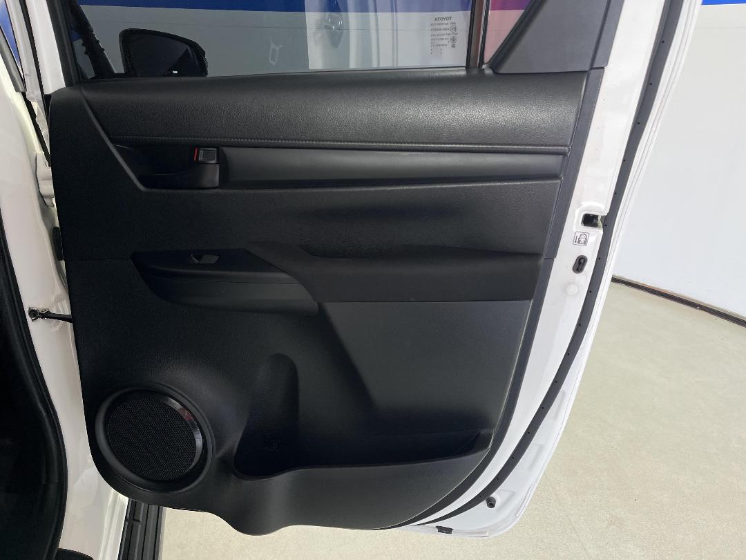 Photo '19' of Toyota Hilux