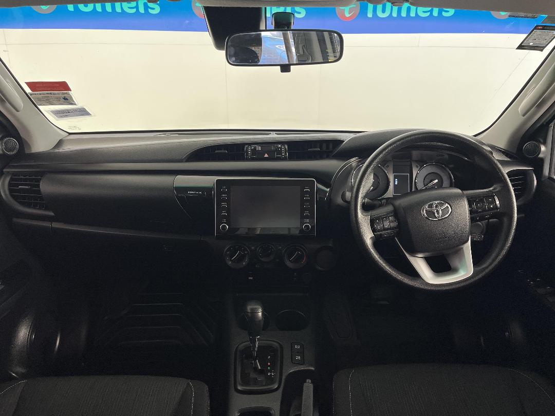 Photo '17' of Toyota Hilux