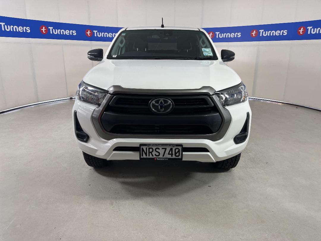 Photo '2' of Toyota Hilux Photo '2' of Toyota Hilux