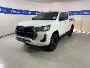 Thumbnail '4' of Toyota Hilux