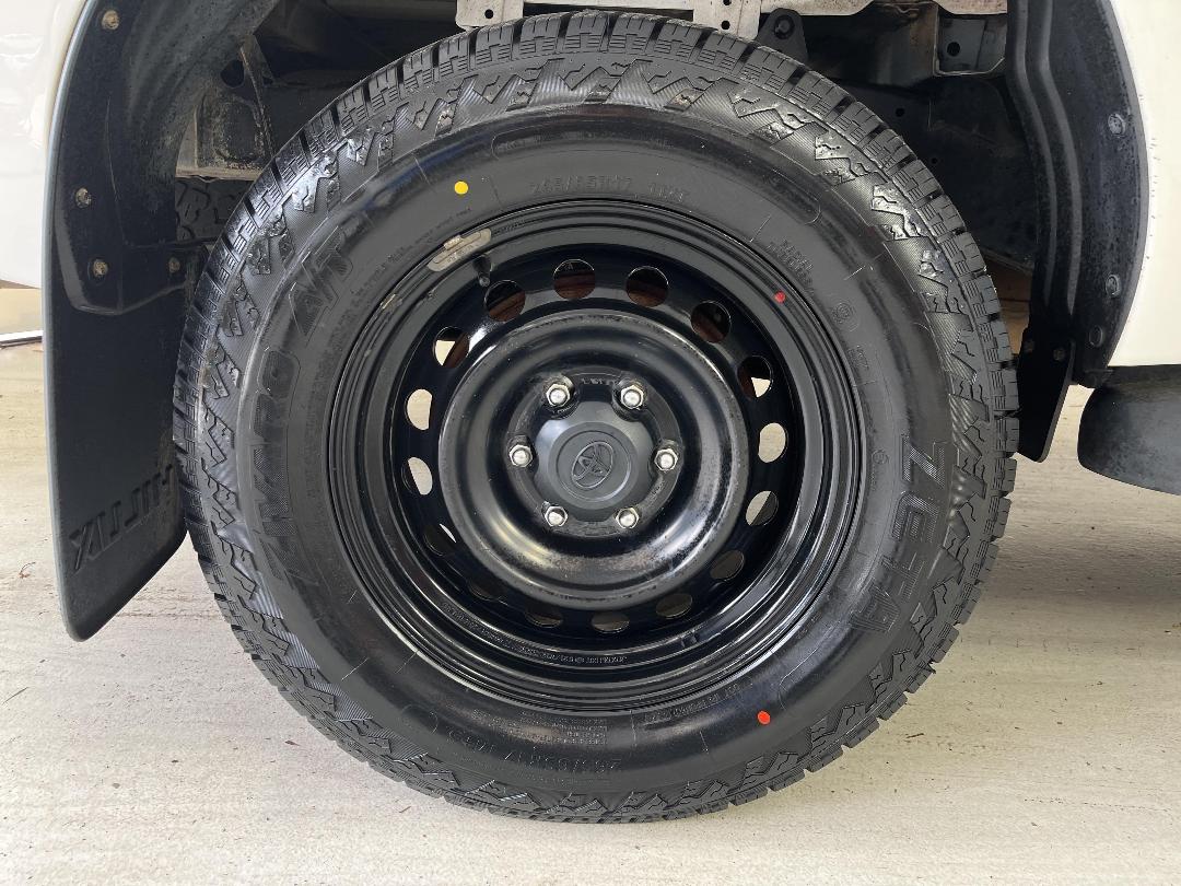 Photo '12' of Toyota Hilux Photo '12' of Toyota Hilux