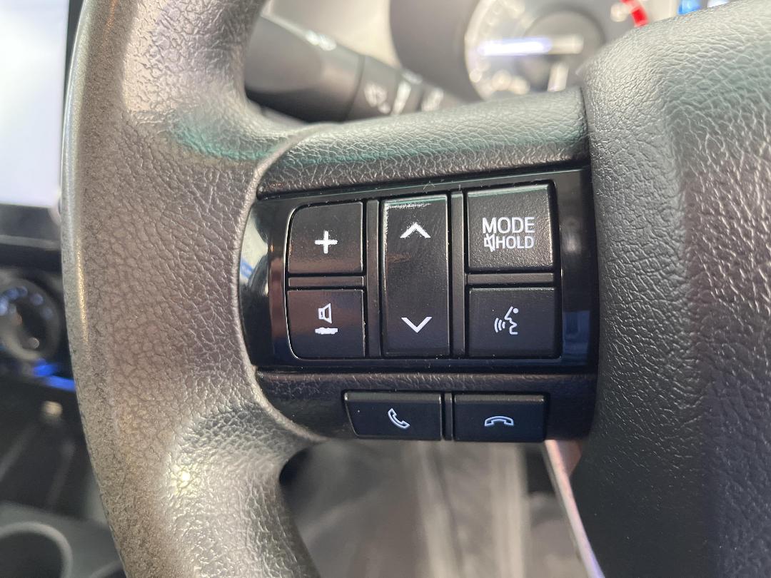 Photo '28' of Toyota Hilux Photo '28' of Toyota Hilux