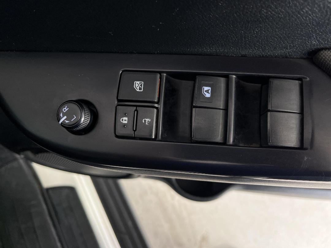 Photo '27' of Toyota Hilux Photo '27' of Toyota Hilux