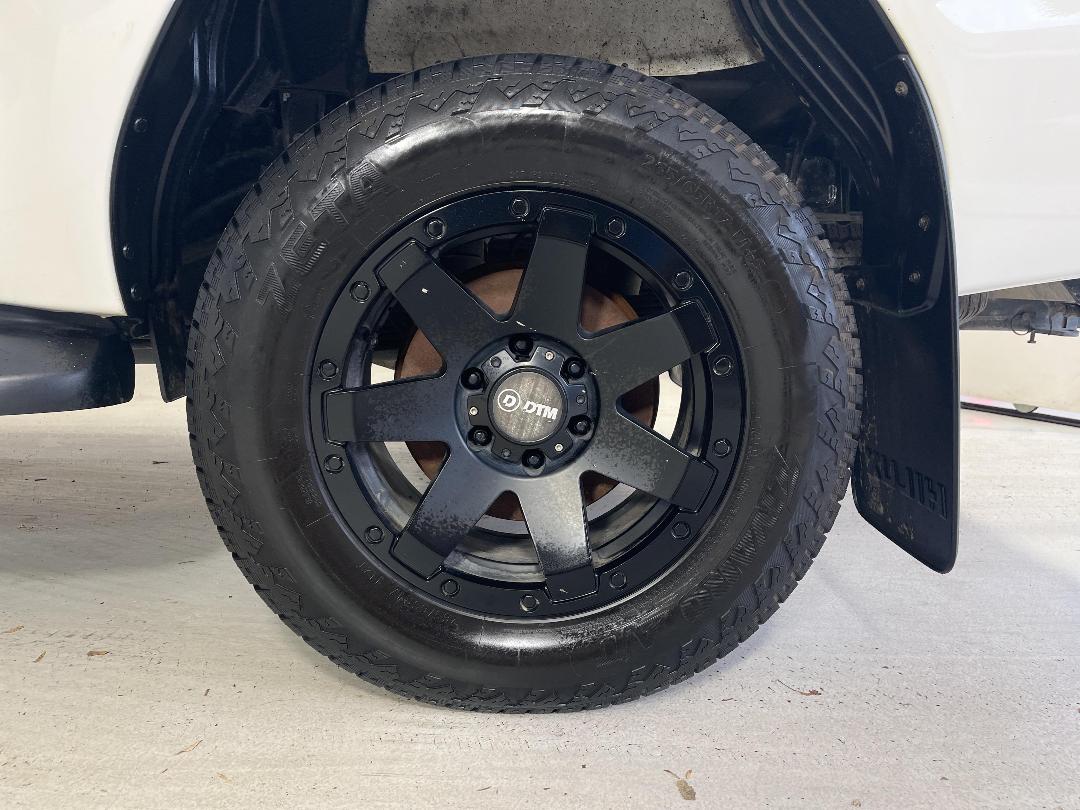 Photo '11' of Toyota Hilux Photo '11' of Toyota Hilux