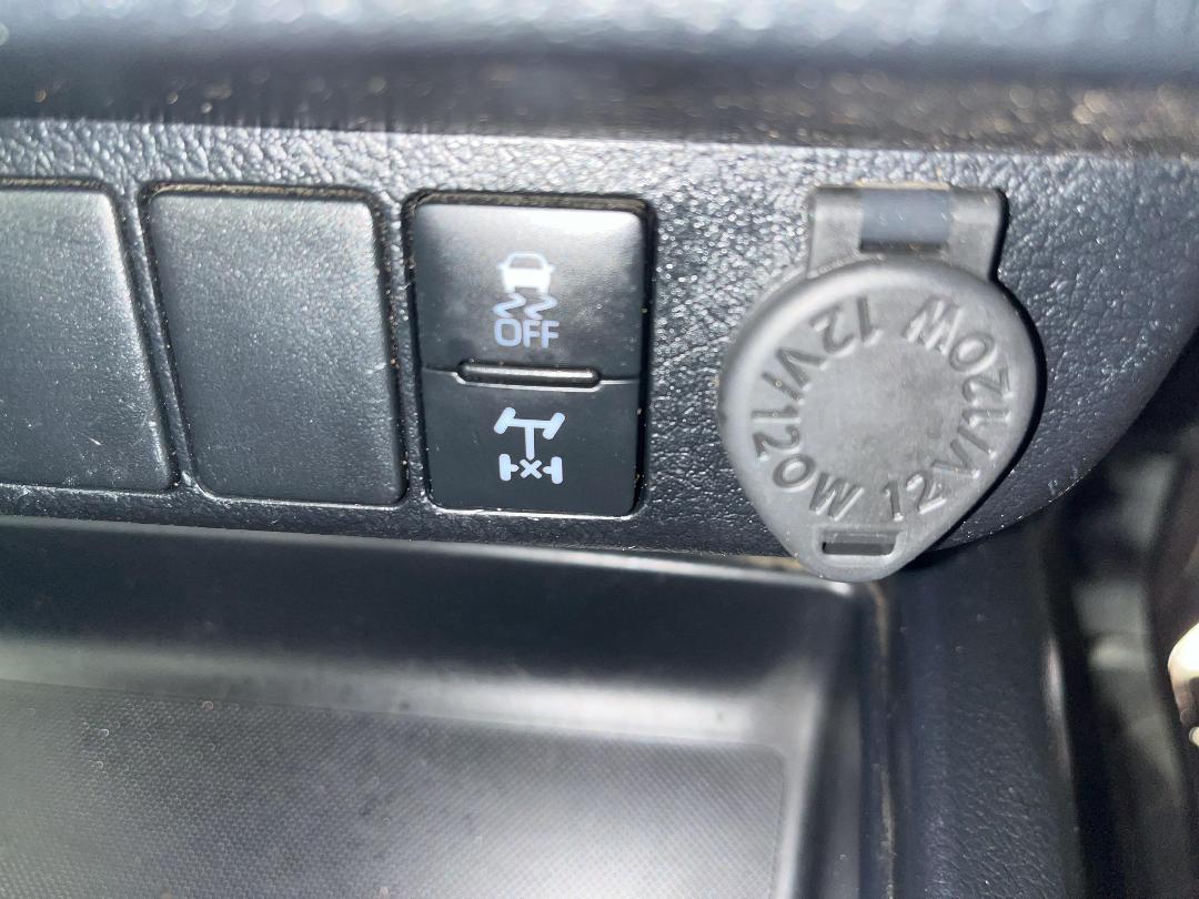 Photo '30' of Toyota Hilux Photo '30' of Toyota Hilux